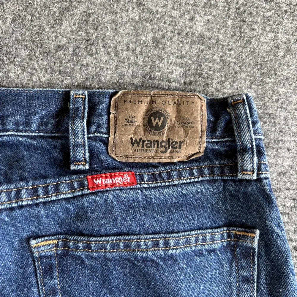 Wrangler Hero Mens Regular Fit Jeans 38x32 Blue Dark Wash Denim 96501MR 2703